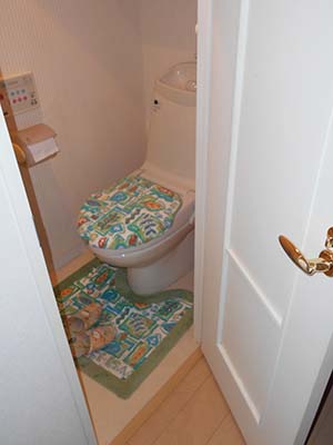 茅ヶ崎市｜トイレの改修工事 LIXIL シャワートイレ一体型トイレ EX 