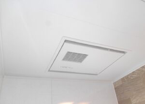 綾瀬市U様邸浴室改修工事後浴室換気扇画像