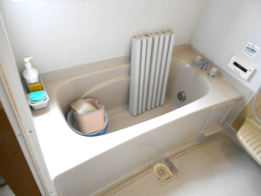 座間市S様邸浴室リフォームビフォー画像