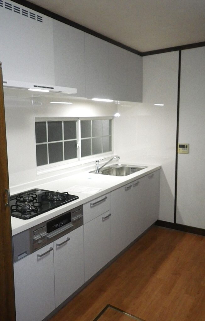 綾瀬市H様邸システムキッチン交換工事アフター画像尾