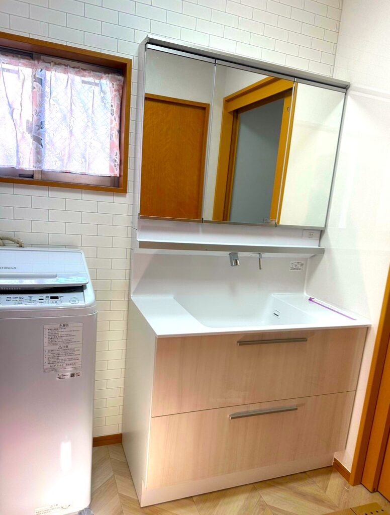 厚木市M様邸洗面室リフォームアフター画像