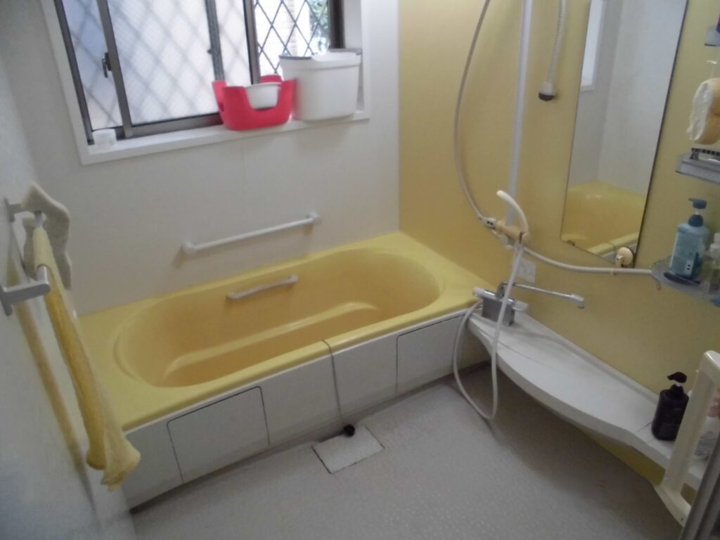 厚木市M様邸バスリフォームビフォー画像