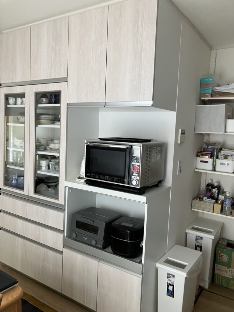 茅ケ崎市K様邸カップボード画像