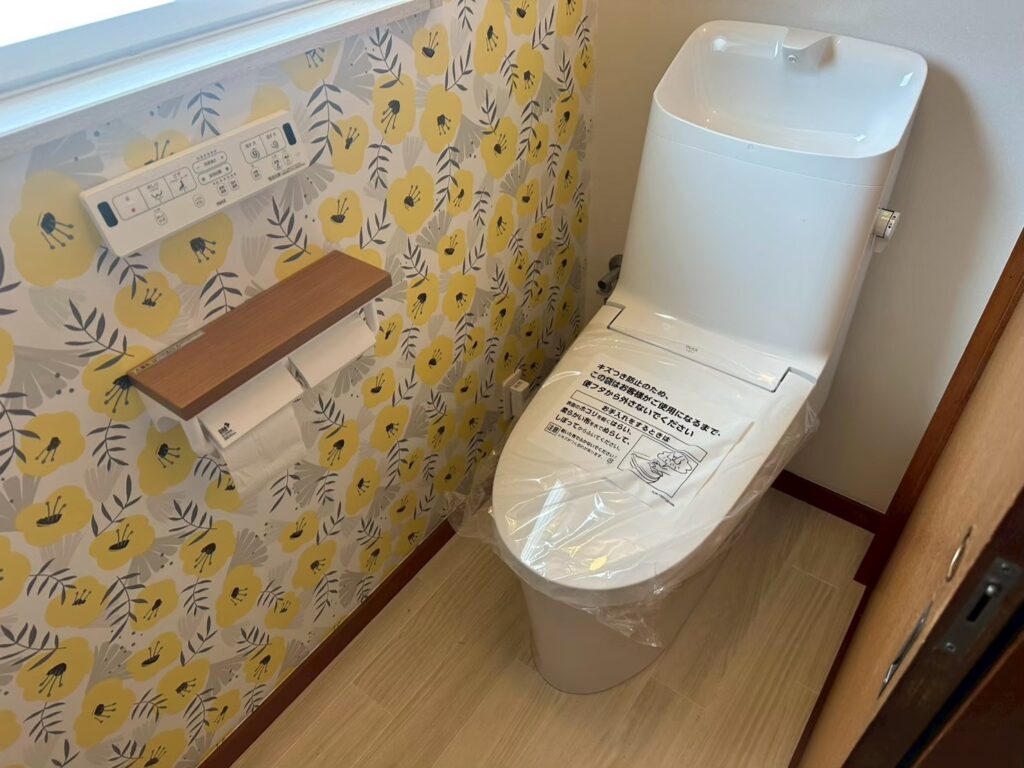 茅ケ崎市K様邸リノベーショントイレリフォーム後画像