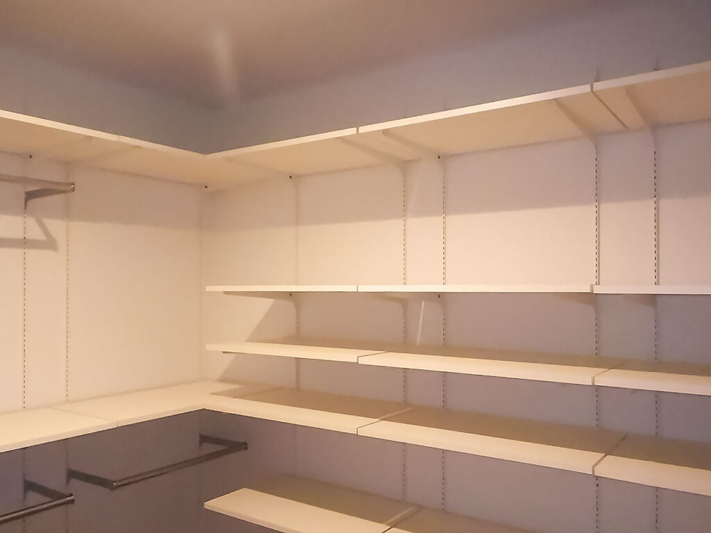 藤沢市N様邸リノベーションの収納スペース増設工事画像
