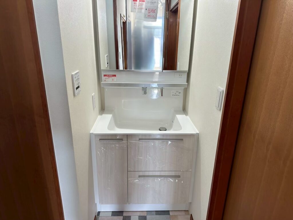 茅ケ崎市K様邸リノベーション洗面室リフォーム後画像