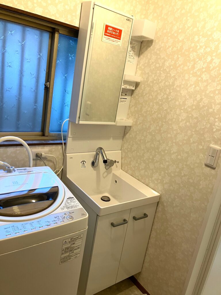 海老名市I様邸洗面アフター画像