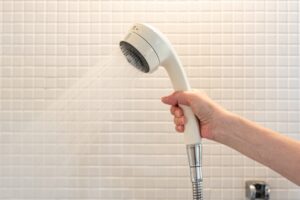 寒い時期でも快適なお風呂時間を過ごすためにシャワー掛けが画像