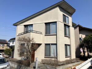 大和市U様屋根外壁塗装工事ビフォー画像